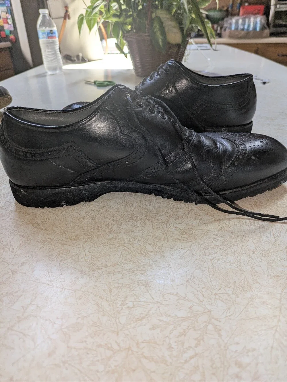 Vintage FootJoy Classics Black Leather Wingtip Spikeless Golf Shoes Men's 11D